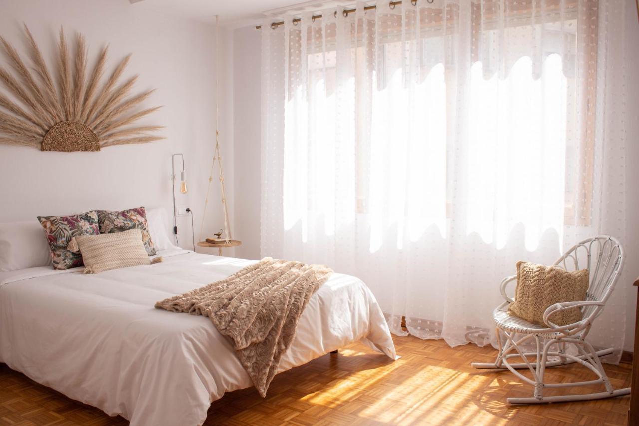 A Casa Da Alicia Apartment Monforte De Lemos Bagian luar foto