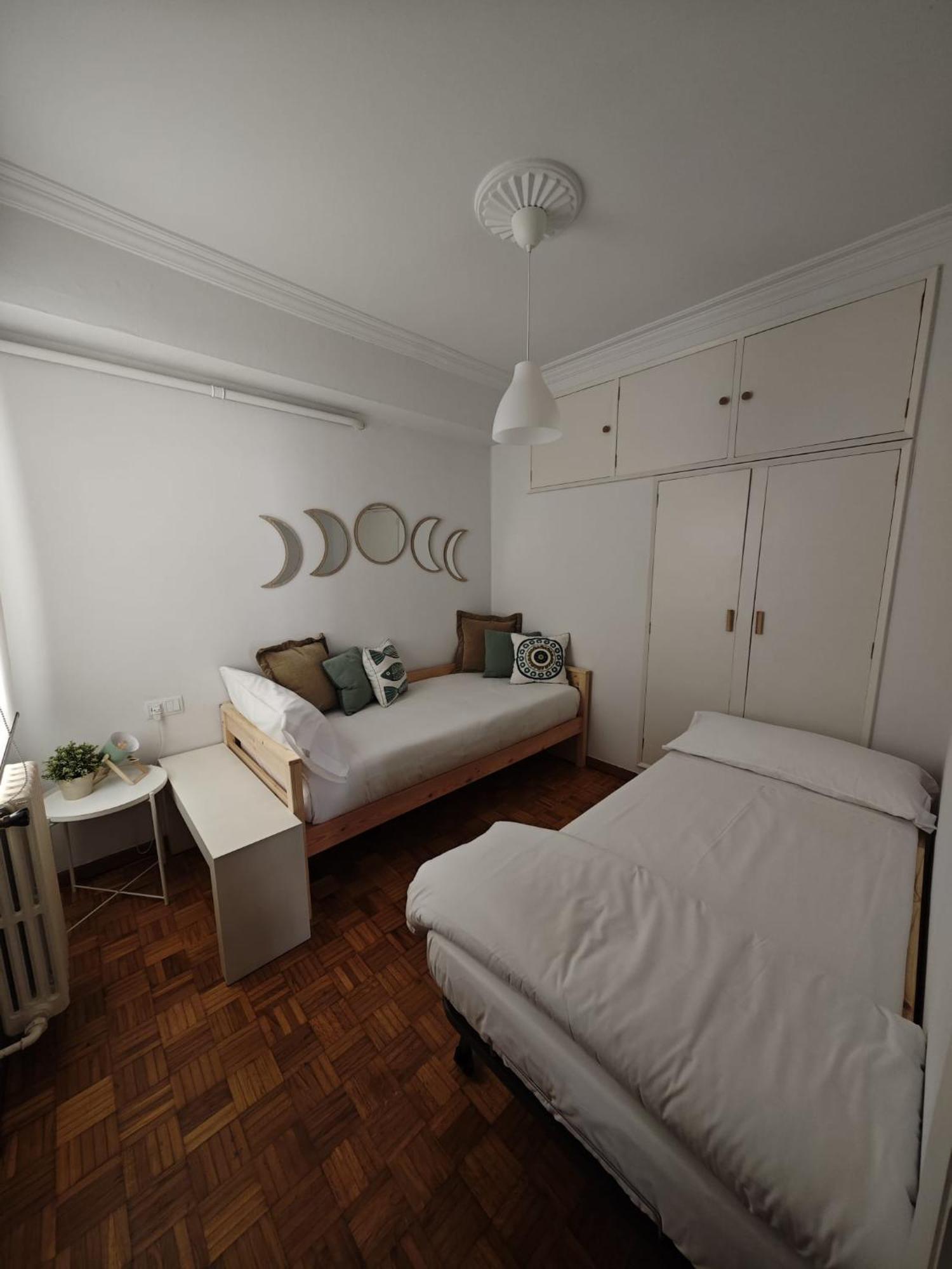 A Casa Da Alicia Apartment Monforte De Lemos Bagian luar foto